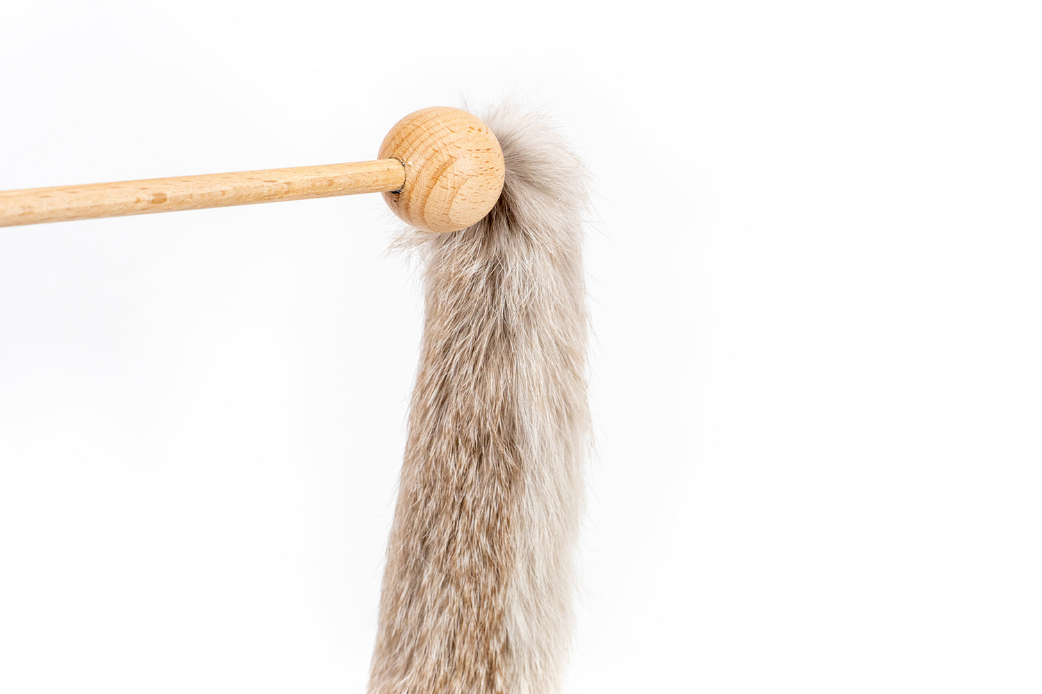 Jucărie pentru pisici Gloria Niemeyeer cu undiță și blană naturală de iepure