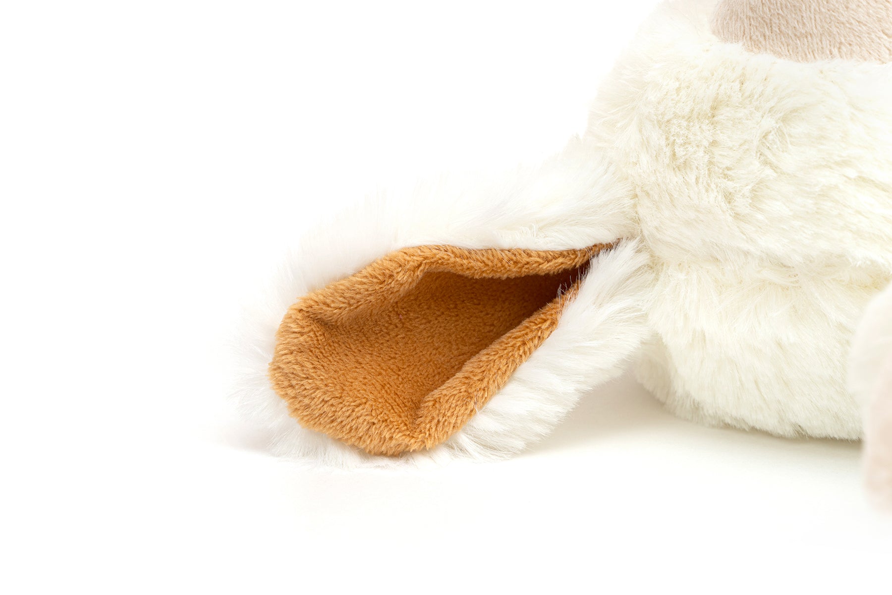 Detaliu ureche jucarie de plus pentru caini Gloria Kondoo din material textil moale